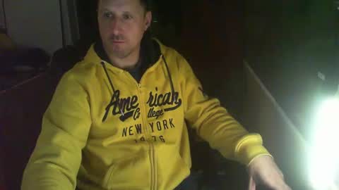 Snapshot of jef74700 chatting on February 9, 4:36 am Jrme online show from February 9, 4:36 am