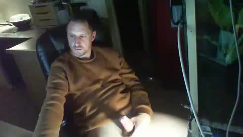 Snapshot of jef74700 chatting on December 31, 4:16 am Jrme online show from December 31, 4:16 am