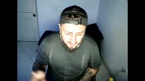 jeiisonfeliipe online show from March 27, 11:44 am