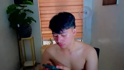 jeppie online show from December 5, 2:07 am