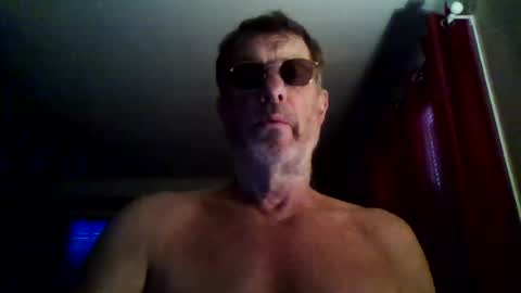 jerflor online show from July 24, 1:07 pm