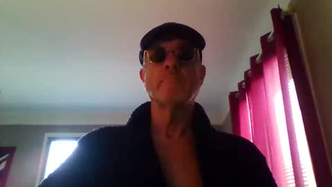 jerflor online show from December 15, 12:13 pm