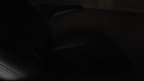 Snapshot of jerking4alivin chatting on October 6, 1:32 am Jon D online show from October 6, 1:32 am