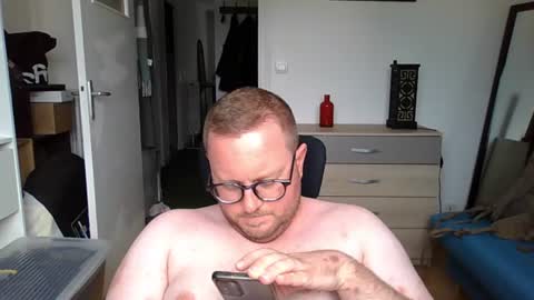 jeuneloup92 online show from July 15, 3:51 pm