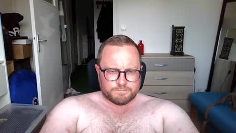 jeuneloup92 online show from June 22, 4:55 pm
