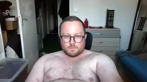 jeuneloup92 online show from August 3, 5:41 pm