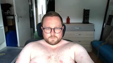 jeuneloup92 online show from June 11, 3:54 pm