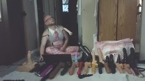 Nasty Cumslut online show from November 30, 5:04 pm