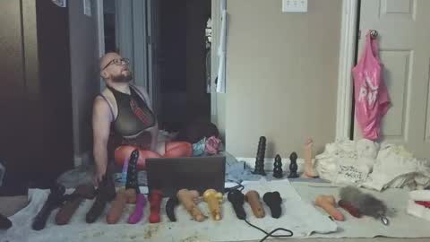 Nasty Cumslut online show from December 31, 2:08 am