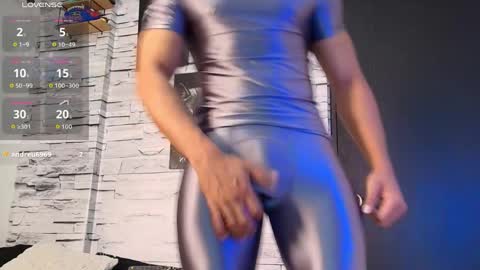 jhay_wheeler777 online show from April 18, 4:25 am