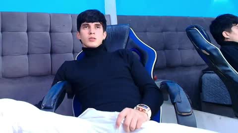 Jheampiero online show from May 28, 5:11 pm