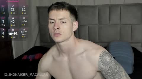 Snapshot of jhonny_macallan chatting on September 23, 1:27 am Jhonaiker online show from September 23, 1:27 am