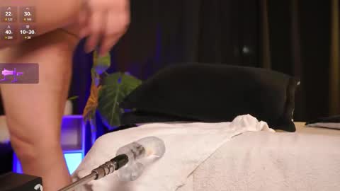 Jhonny  online show from December 21, 2:52 am