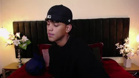 jhos online show from April 6, 1:34 pm