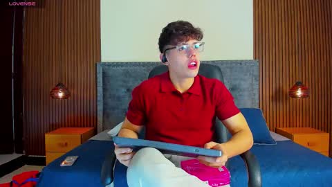 jhoumod_21 online show from November 18, 3:10 am