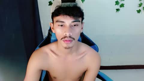 Snapshot of jim_cumxx chatting on September 11, 10:25 am JIMBOY online show from September 11, 10:25 am