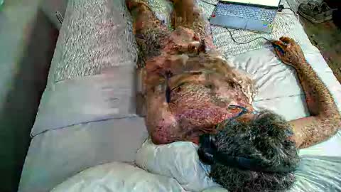 jimjimjim2633 online show from April 2, 12:52 am