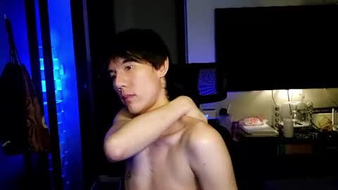 jj_jayjayq online show from June 21, 9:04 am