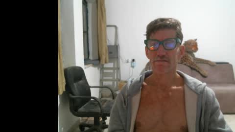 jlmbud online show from January 14, 11:52 pm