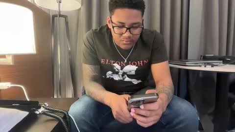 jmac_723 online show from March 29, 12:44 am