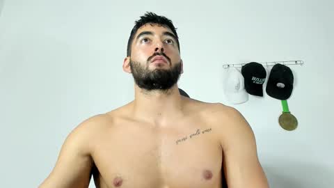 JOAO BATISTA online show from December 18, 4:52 am