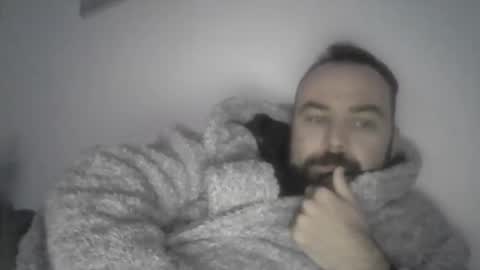 Snapshot of joaodias_18 chatting on December 22, 5:42 pm joaodias_18 online show from December 22, 5:42 pm