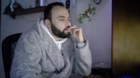 Snapshot of joaodias_18 chatting on March 9, 6:54 pm joaodias_18 online show from March 9, 6:54 pm