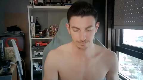 joao love online show from April 11, 11:25 am