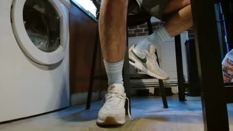 GUILLAUME feet and socks online show from February 7, 7:40 am