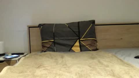 joejose03 online show from December 22, 1:30 pm