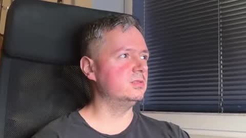 Jogger1991 online show from February 25, 6:09 pm