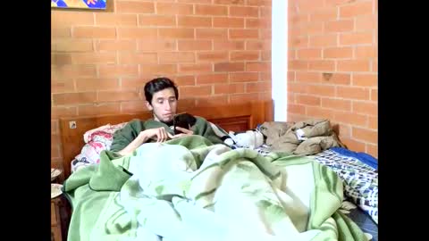johan70nsexy online show from June 3, 2:33 pm