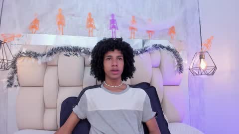 Johan  online show from October 21, 12:30 pm