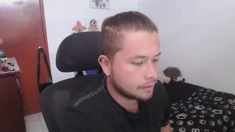 JOHAN independient model online show from April 29, 6:25 pm