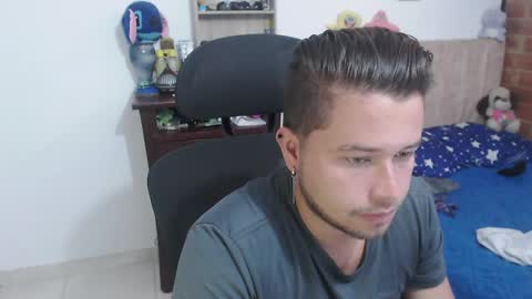 JOHAN independient model online show from April 10, 3:08 pm