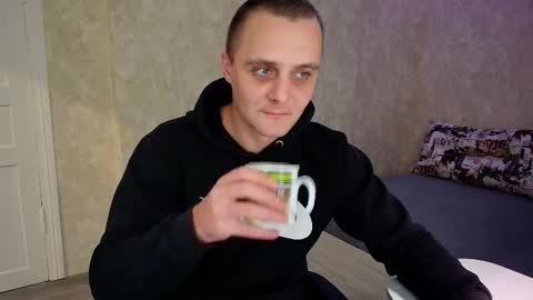 Snapshot of john_3019 chatting on October 22, 9:40 pm John online show from October 22, 9:40 pm
