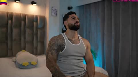 john online show from April 8, 10:40 pm