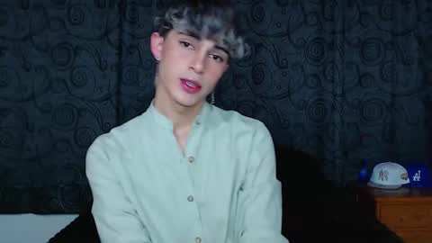 John Vichenso online show from October 25, 12:12 am