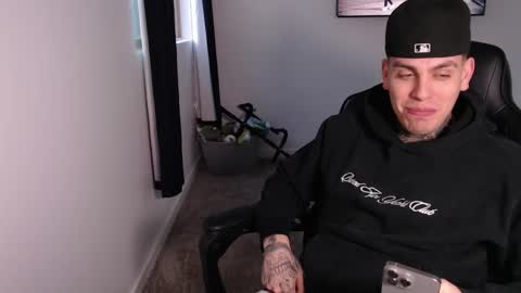 JAXX online show from February 1, 12:42 am