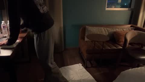 J online show from December 8, 11:35 am