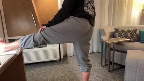 J online show from February 3, 10:47 am