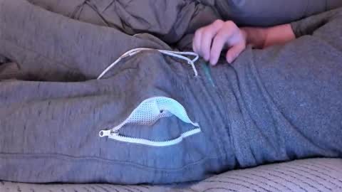 JohnnySilk online show from March 22, 11:15 am