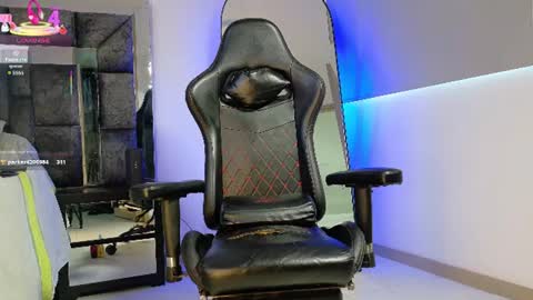 johnjaguar  online show from July 28, 3:21 pm