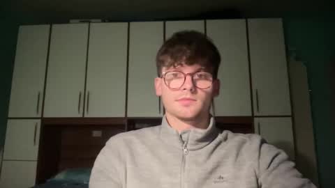 Johnny online show from December 18, 12:17 am