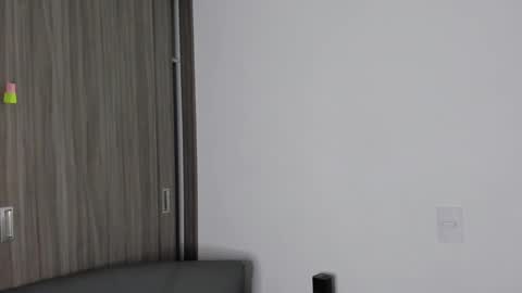 johnny_bravo777 online show from February 10, 5:25 am