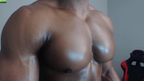 MASTER OF SUBS BETA SLAVES online show from November 4, 9:27 pm