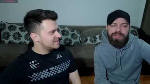 Johnny online show from April 22, 6:23 pm