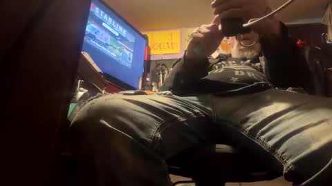 johnnyshung1 online show from February 28, 9:08 am