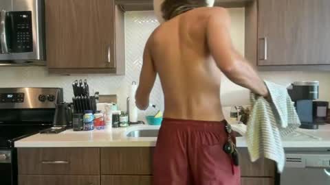 Johnny Strong online show from July 26, 3:53 pm