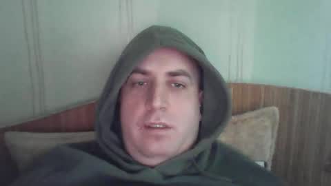 johnoreon online show from February 9, 9:47 am